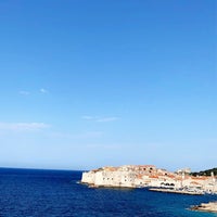 Photo taken at Excelsior Hotel Dubrovnik by Thamer on 5/25/2022