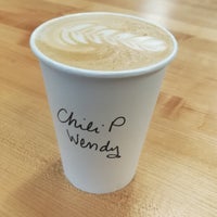 6/16/2019 tarihinde Wendy S.ziyaretçi tarafından Hansa Coffee Roasters'de çekilen fotoğraf