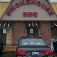 4/4/2017 tarihinde Wendy S.ziyaretçi tarafından Smokehouse Barbecue-Gladstone Mo'de çekilen fotoğraf