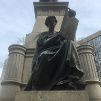 Photo taken at Hendrick&amp;#39;s Statue by Flora le Fae on 1/19/2017