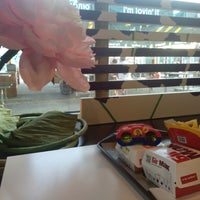 Photo taken at McDonald&amp;#39;s by Eugene S. on 8/31/2018