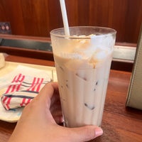 Photo taken at Doutor Coffee Shop by 𝕋𝕖𝕟 ♥ on 8/8/2023