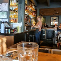 Foto tirada no(a) North Bend Bar and Grill por Matt S. em 4/3/2022