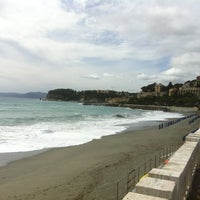 Spiaggia Libera Di Celle Ligure Spiaggia