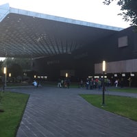 รูปภาพถ่ายที่ Cineteca Nacional โดย eRiKa เมื่อ 7/18/2015