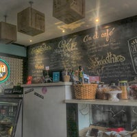 2/4/2017 tarihinde Fabian C.ziyaretçi tarafından Viva Café'de çekilen fotoğraf