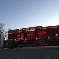 Photo taken at Applebee&amp;#39;s Grill + Bar by Steve T. on 2/21/2013