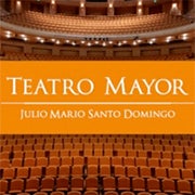 8/29/2013 tarihinde Teatro Mayor Julio Mario Santo Domingoziyaretçi tarafından Teatro Mayor Julio Mario Santo Domingo'de çekilen fotoğraf