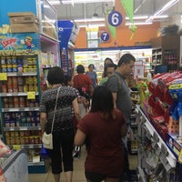 Photo taken at Sheng Siong Supermarket 昇菘超市 by Jan S. on 7/5/2017