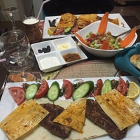 Photo taken at Mawlana Turkish Restaurant by ArinoO ⚫️🔷🔴 on 12/9/2015