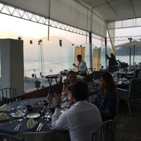 4/20/2016 tarihinde Danny W.ziyaretçi tarafından Restaurant Costa Verde'de çekilen fotoğraf
