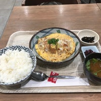 Photo taken at Haneda Shokudo - &amp;quot;WA&amp;quot; Cafeteria Dining by 木崎湖行きたい on 4/29/2020