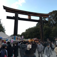 Photo taken at Kashihara Jingu Shrine by 木崎湖行きたい on 1/3/2018
