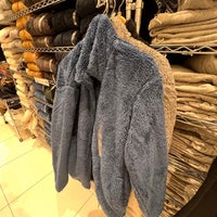 Photo taken at UNIQLO by 木崎湖行きたい on 11/3/2021