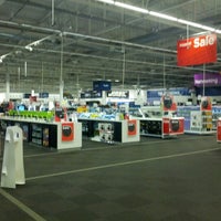 Photo taken at Currys PC World by Dan H. on 2/1/2013