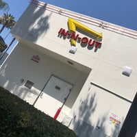 Photo taken at In-N-Out Burger by Logan S. on 7/15/2017
