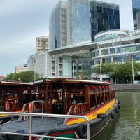 Photo taken at Singapore River Cruise by mook m. on 9/15/2022