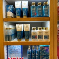 Photo taken at Bath &amp;amp; Body Works by mook m. on 7/17/2020