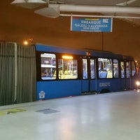 Photo taken at BRT - Estação Fundão (Terminal Aroldo Melodia) by Gustavo H. on 8/4/2016