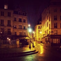 Photo taken at Rue Descartes by Jade L. on 12/18/2012