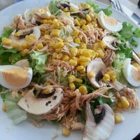 Foto diambil di Pizza na Brasa oleh António N. pada 9/7/2016