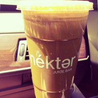 Foto tirada no(a) Nekter Juice Bar por Shena em 8/14/2013