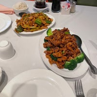 Photo taken at Yang Chow Restaurant by Jon N. on 10/12/2023