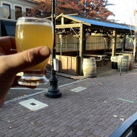 10/30/2022 tarihinde Ryan S.ziyaretçi tarafından Deschutes Brewery Bend Public House'de çekilen fotoğraf