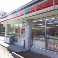 Photo taken at サンクスポートストア 辰巳店 by サトコちゃん on 1/13/2014