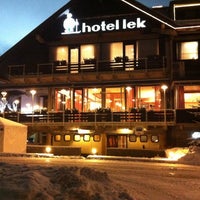 Foto tirada no(a) Hotel Lek por Tatty em 12/14/2012