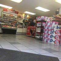 Photo taken at OXXO by Luis R. on 5/11/2018