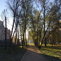 Photo taken at Гимназия 295 (Корпус № 2) by Елена К. on 10/19/2016