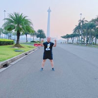 Photo taken at Jogging Track MONAS by Kurnianto H. on 7/27/2022