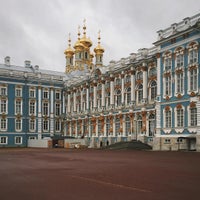 Photo taken at The Catherine Palace by Juweon P. on 9/21/2015