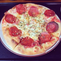 Foto diambil di Joanin Pizza oleh Michele T. pada 10/25/2013