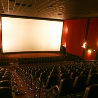 Foto tirada no(a) Cinemark por Débora F. em 9/22/2013