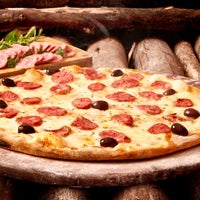 9/3/2013 tarihinde Santa Clara Pizzeriaziyaretçi tarafından Santa Clara Pizzeria'de çekilen fotoğraf