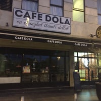 Foto scattata a Cafe Dola da Qishin T. il 8/13/2016