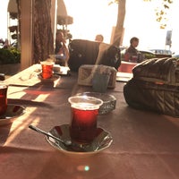 Photo taken at Salacak Çay Bahçesi by Döndü B. on 10/22/2017
