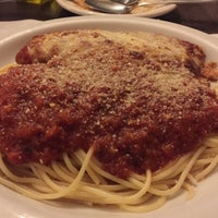 Das Foto wurde bei Volare Italian Restaurant von Peter W. am 2/19/2016 aufgenommen