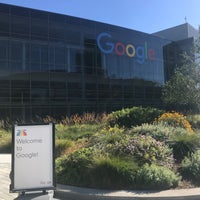 Photo taken at Googleplex 1201 by Milena A. on 7/24/2022