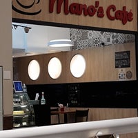 Photo taken at Mano&amp;#39;s Café by SIDNEY L. on 7/12/2023