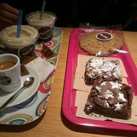 Photo prise au Spirito Cupcakes &amp;amp; Coffee par Bernardo P. le10/31/2012