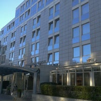 Photo taken at NH Hotel Hamburg Mitte by Marco B. on 11/30/2012