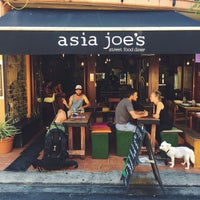 รูปภาพถ่ายที่ Asia Joe&amp;#39;s โดย Aliona E. เมื่อ 1/17/2015