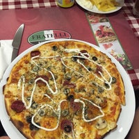 7/24/2015 tarihinde Toprak Fatih 61🏹 Y.ziyaretçi tarafından Fratelli Duri Pizzeria, Pera'de çekilen fotoğraf