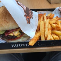 12/4/2016 tarihinde Burak U.ziyaretçi tarafından Route Burger House'de çekilen fotoğraf