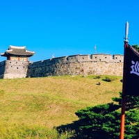 Photo taken at Hwaseong Fortress by kwakseongjin on 9/29/2018