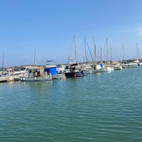 Foto scattata a Restaurant Club Nàutic Portocolom da Abigail O. il 7/31/2021