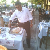 Foto diambil di Gökçeada Otel Et ve Balık Restaurant oleh Ümit A. pada 9/5/2013